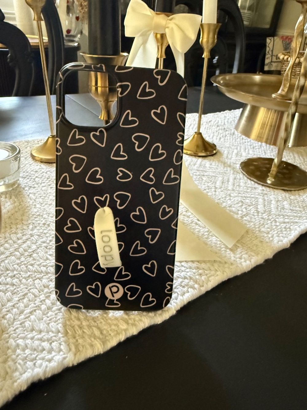 Loopy iPhone 14 Plus Midnight Hearts - Picture 7 of 8